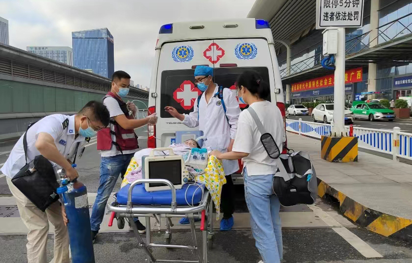 甘孜县救护车出租公司